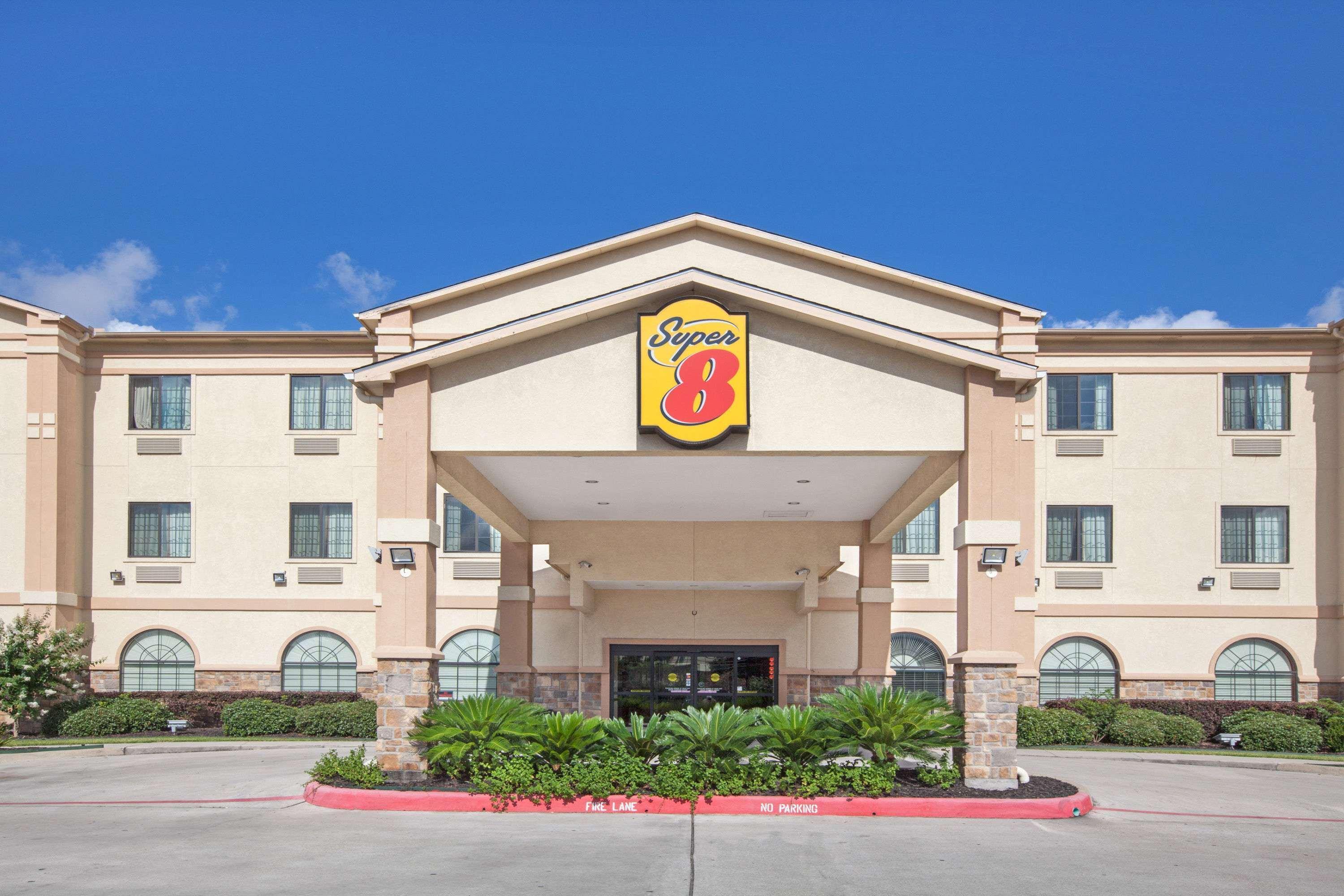 Super 8 By Wyndham Iah West/Greenspoint Aldine Extérieur photo